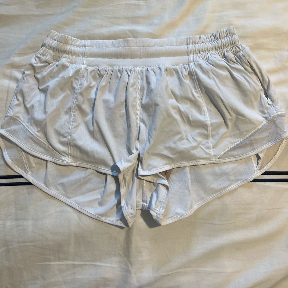 Lululemon Hotty Hot shorts size 8